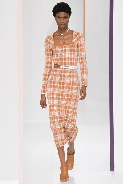 Look 9